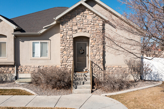 The Garden at South Jordan in South Jordan, UT - Foto de edificio - Building Photo