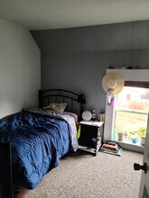 1741 College Ave, Unit First Floor Apartment in Stevens Point, WI - Building Photo - Building Photo