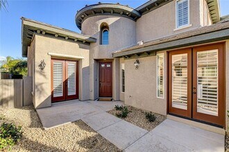 7428 Royal Crystal St in Las Vegas, NV - Building Photo - Building Photo