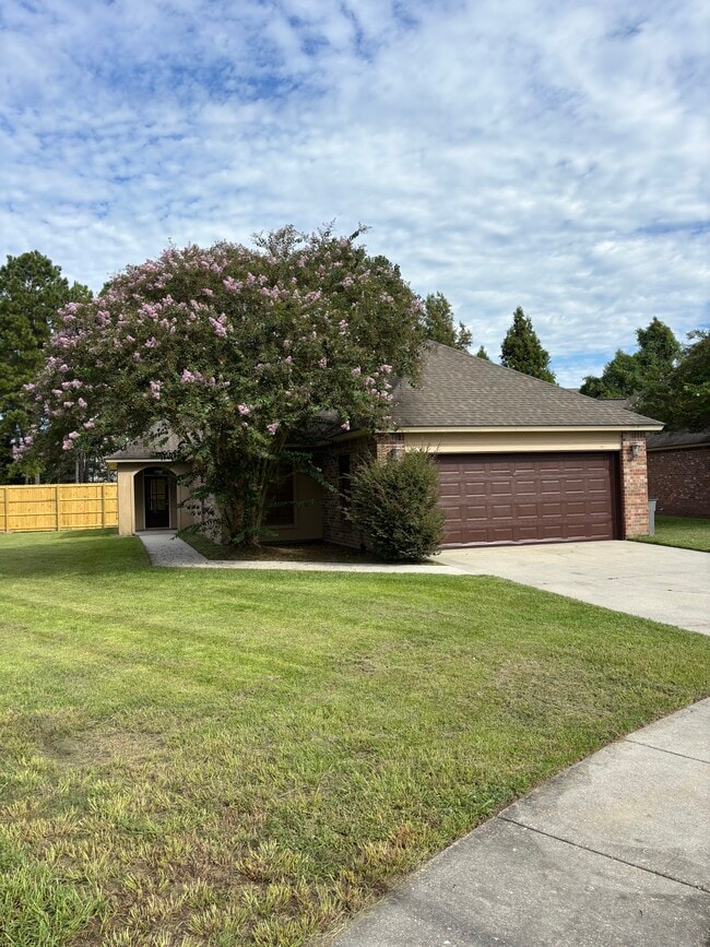 property at 3460 Northlake Ave