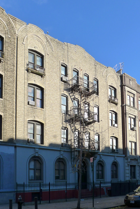 1145 President St in Brooklyn, NY - Foto de edificio