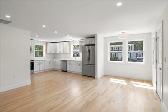 3 Cummings Cir in Randolph, MA - Building Photo - Building Photo