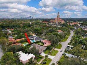 1251 Anastasia Ave in Coral Gables, FL - Building Photo - Building Photo