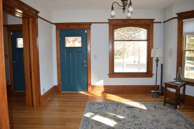 1301 2nd St in New Glarus, WI - Building Photo - Building Photo