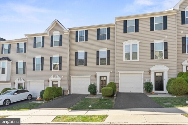 407 Susan Cir in North Wales, PA - Foto de edificio - Building Photo