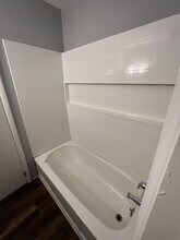 122 S-24-740 in Greenwood, SC - Building Photo - Building Photo