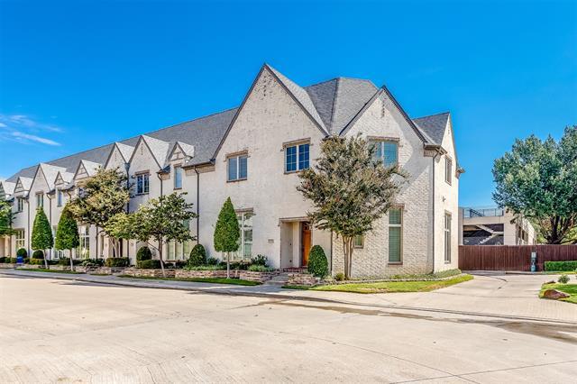 17206 Lechlade Ln in Dallas, TX - Foto de edificio