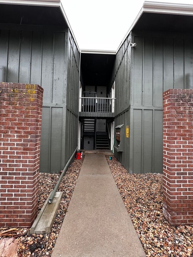 129 Dartmouth Trail in Fort Collins, CO - Building Photo - Building Photo