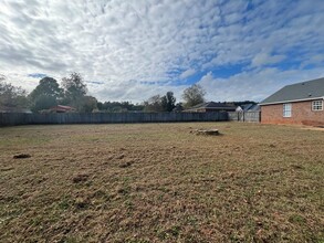 4460 Maxie St in Dalzell, SC - Building Photo - Building Photo