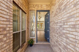 9913 Hanford Dr in Denton, TX - Building Photo - Building Photo