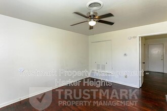 507 Adams Ave in Killeen, TX - Foto de edificio - Building Photo