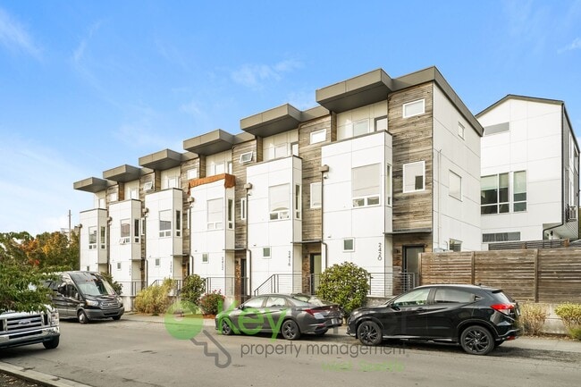 2416 S Holgate St in Seattle, WA - Building Photo - Building Photo