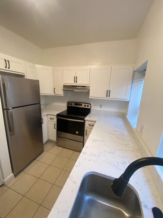 917 Geyer Ave in St. Louis, MO - Building Photo