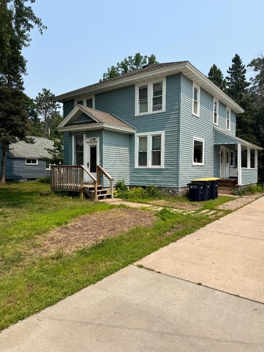 130 N Baird Ave in Rhinelander, WI - Building Photo