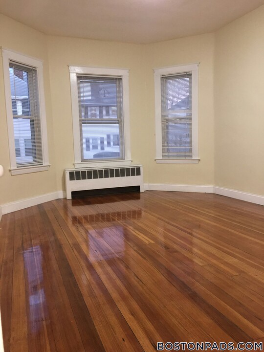 258 Belmont St in Watertown, MA - Building Photo