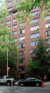 433 West 21st Street in New York, NY - Building Photo - Building Photo