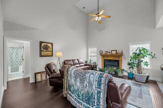 8725 Evangeline Dr in North Charleston, SC - Building Photo - Building Photo