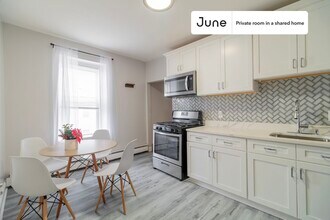 5 W Cottage St in Boston, MA - Building Photo - Building Photo