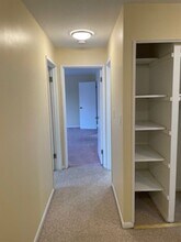 57 Westridge Rd in New London, CT - Building Photo - Building Photo