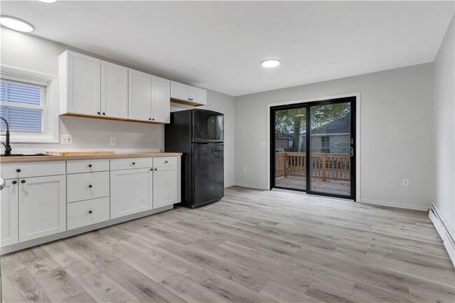 107 Roosevelt St in Providence, RI - Building Photo - Building Photo