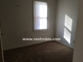 730 W Park St-Unit -3 in Olathe, KS - Foto de edificio - Building Photo