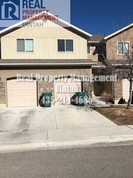 433 E Gray Fox Ln in Vernal, UT - Building Photo