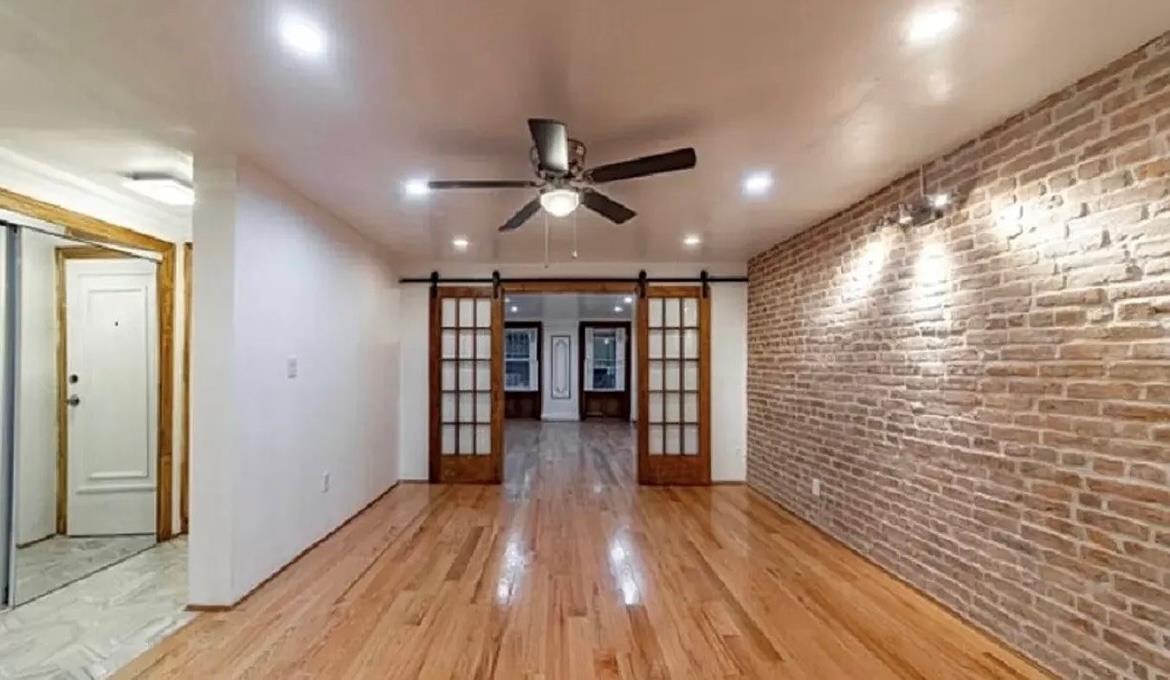 250 Clifton Pl in Brooklyn, NY - Building Photo