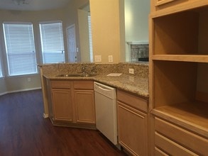 5601 Greenwich Dr in Arlington, TX - Building Photo - Building Photo
