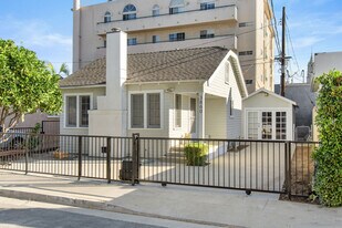 3860 Goldwyn Ter in Culver City, CA - Building Photo