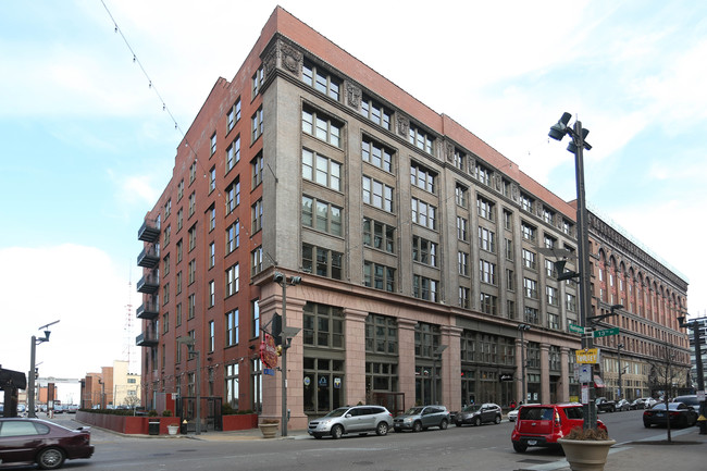 Warehouse 7 Loft Apartments in St. Louis, MO - Foto de edificio - Building Photo