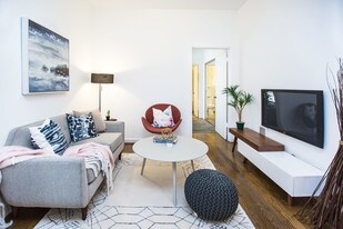 977 Pine in San Francisco, CA - Building Photo