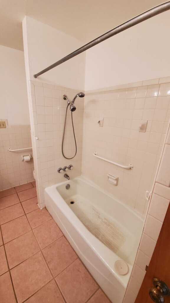 605 S 2nd StUnit 2 Rentals in Tucumcari, NM