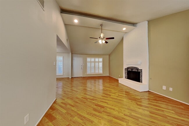 property at 20 Early Dawn Ct