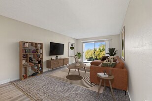 ReNew Miramonte in San Leandro, CA - Building Photo