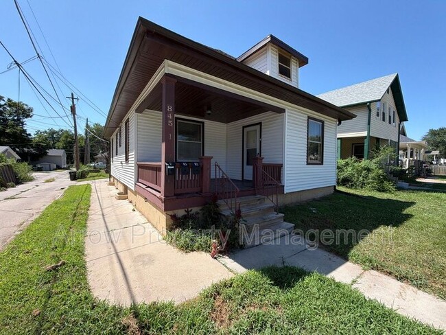 property at 845 S 29th St