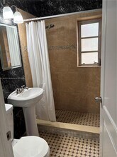 75 E 13th St in Hialeah, FL - Building Photo - Building Photo