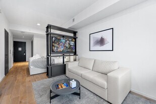 398 NE 5th St in Miami, FL - Building Photo