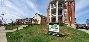 260 Gross St in Pittsburgh, PA - Building Photo