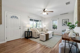 4503 Garnett St in Austin, TX - Building Photo - Building Photo