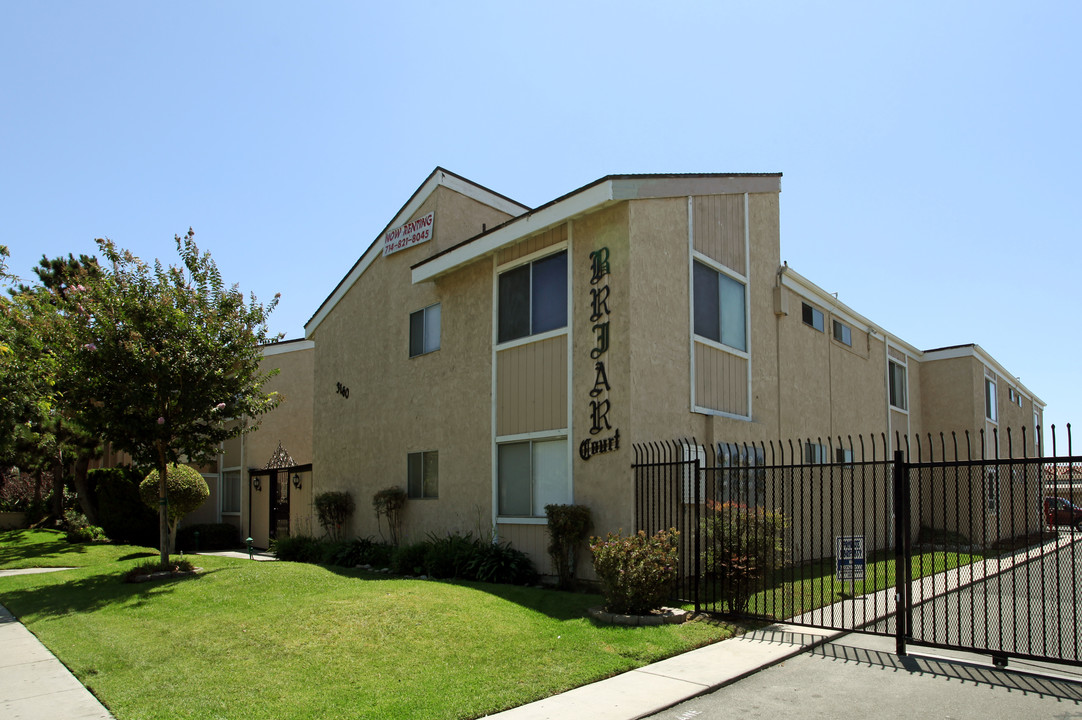 Briar Court Apartments in Anaheim, CA - Building Photo