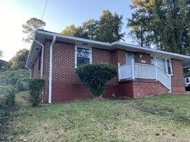 2145 Macon Dr SW in Atlanta, GA - Building Photo