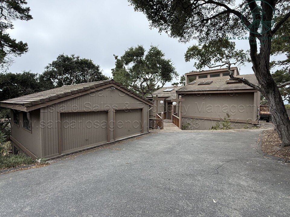 23830 Fairfield Pl in Carmel, CA - Building Photo