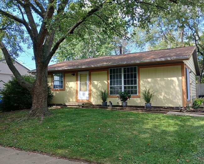 property at 613 Bonnymeade Dr