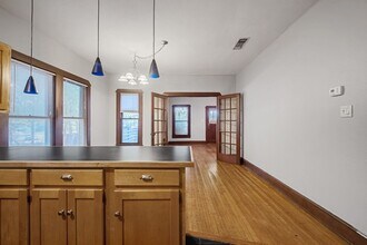 807 E 45th St in Austin, TX - Building Photo - Building Photo