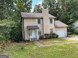 1356 Diplomat Dr in Riverdale, GA - Building Photo
