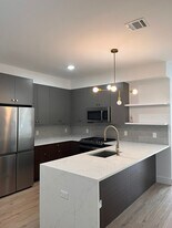 276 Duncan Ave, Unit 10 in Jersey City, NJ - Building Photo