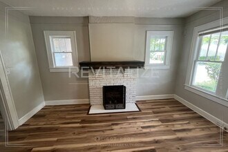 562 Flint St in Mobile, AL - Building Photo - Building Photo