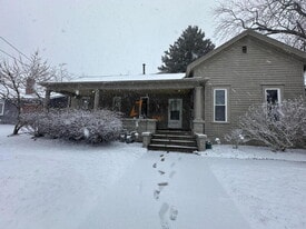 703 Elm St in Valparaiso, IN - Building Photo