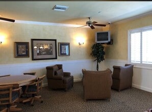 5548 Hartness Court in Fontana, CA - Building Photo - Building Photo