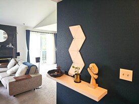 12510 109th Ct NE, Unit E304 in Kirkland, WA - Building Photo